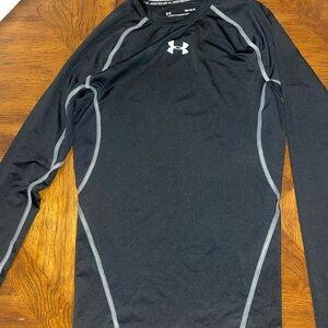 Men’s Under Armour compression long sleeve size M